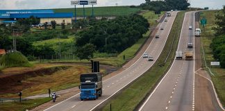 Da porteira para fora, infraestrutura do agronegócio é um caos