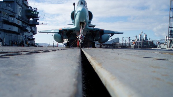 Este estilingue gigantesco é exclusivo para aviões