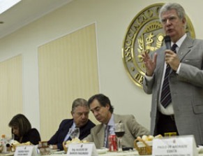 NA MÍDIA – Contenção de encostas é tema de debate na ACSP