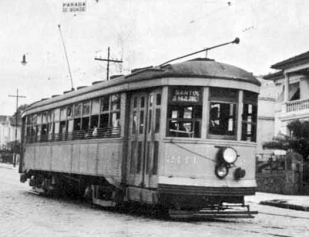 Obra do Metrô descobre trilho de bonde na zona sul de SP