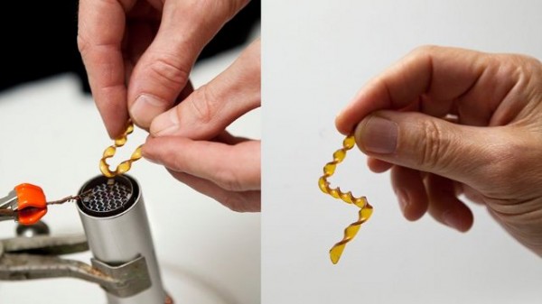 Este plástico auto-consertável é perfeito para pessoas estabanadas