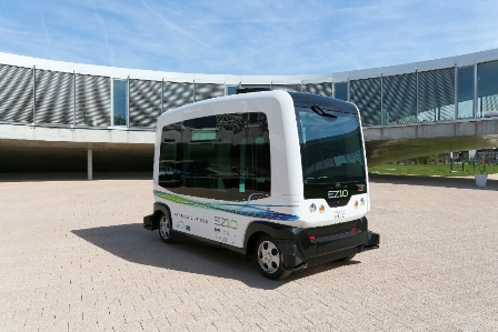 Holanda testa ônibus elétrico e sem motorista