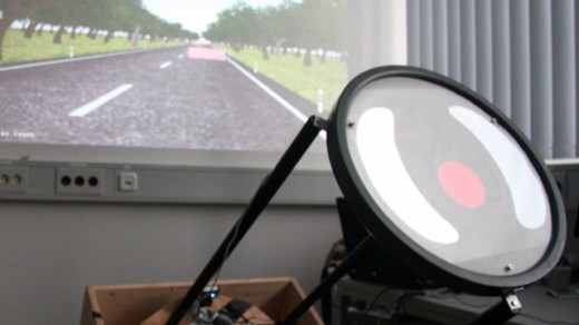 Pesquisadores trabalham em volantes com comandos sensíveis ao toque