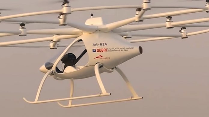 Novo vídeo mostra empresa em Dubai testando o primeiro serviço de táxis voadores do mundo