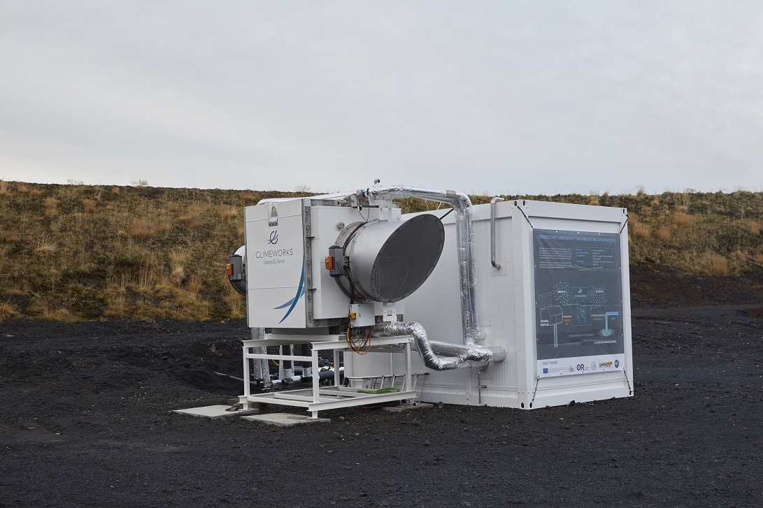 Usina de energia que elimina mais CO2 do que produz é inaugurada na Islândia