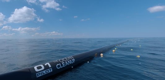 A tecnologia que limpará os oceanos do lixo está pronta para começar a limpeza