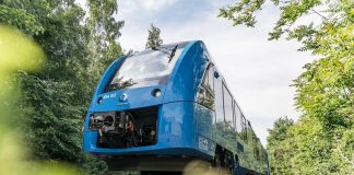 Primeiro trem do mundo movido a hidrogênio começa a operar na Alemanha