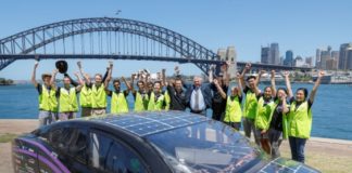 Estudantes criam um veículo solar com a maior autonomia alcançada até o momento e com o menor custo