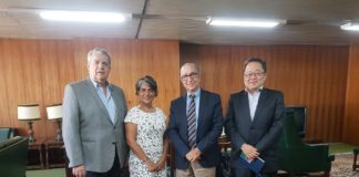 Diretoria do IE visita secretário especial da RF