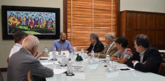 Membros da diretoria do Instituto apresentam projetos a Bruno Covas