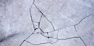 Manifestações patológicas em revestimentos de fachadas