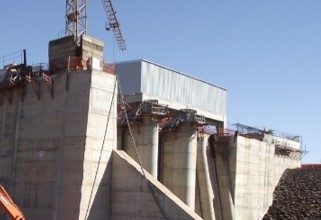 Recuperação de PCH com problemas de junta falha, implantação topográfica e curva chave