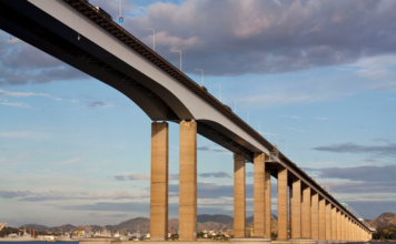 A Informática na Engenharia Estrutural: Problemas e Soluções