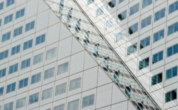 Especificação Integrada de Fachada: Agregando Desempenho com proteção Solar Dinâmica