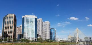 Por José Eduardo Cavalcanti – Continua a poluição da UR Antonico da SABESP e engenheiros contestam tratamento do Rio Pinheiros