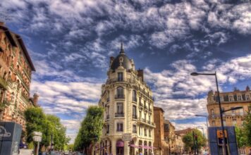 A vida democrática no espaço público da cidade