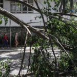 Estadão – O que fazer com a rede elétrica de SP para evitar apagões durante os temporais?