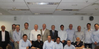 Presidente do IE participa de encontro no SINDUSCON-SP
