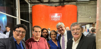 Diretoria e Conselho do Instituto de Engenharia prestigiam a solenidade de posse da nova diretoria do SINAENCO