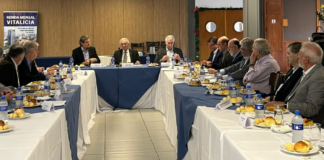 Reformar para Mudar se reúne na sede do IE