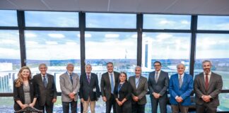 Transportes e Infraestrutura são temas discutidos em Brasília por diretoria do IE