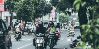 SEESP e IE desmontam argumentos da Uber sobre o Mototáxi