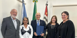 Ligia Mackey é recebida pela diretoria do IE