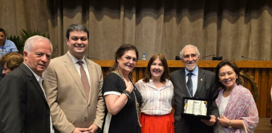 IE recebe menção honrosa do CREA-SP