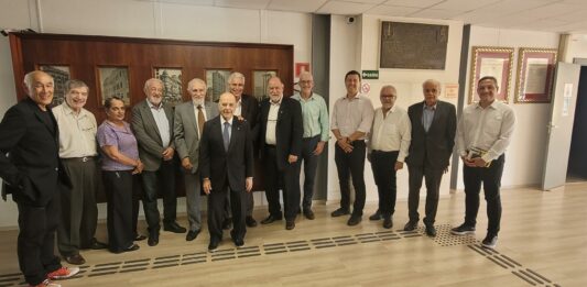 Presidente do Secovi-SP é recebido no Instituto de Engenharia