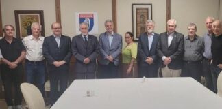 Presidente do IE recebe Ayrton Camargo e Silva, presidente da AEAMESP