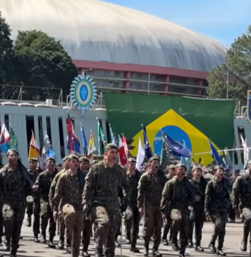 Presidente do IE participa de comemoração ao Dia do Exército