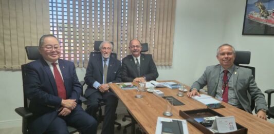 Presidente do IE e conselheiro realizam agenda institucional em Brasília