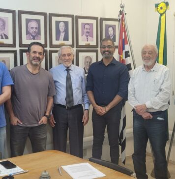 Membros do hublC da Poli/USP visitam o IE