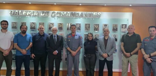 Visita institucional fortalece cooperação entre IE e Corpo de Bombeiros