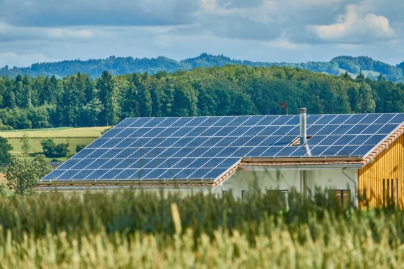 PALESTRA: Usinas fotovoltaicas / Parque solar / Fazenda solar - 14 de junho - 19h