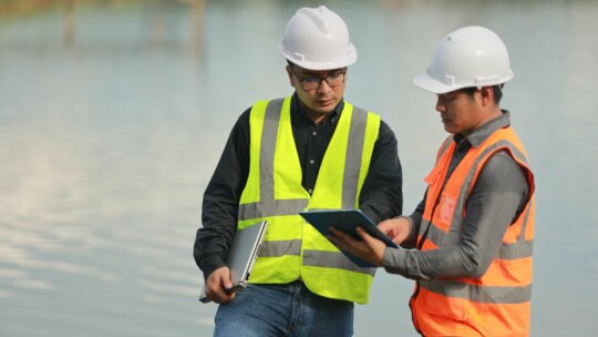 Palestra - Utilização de robô’s, barco’s e ROV equipamentos remotamente controlados em inspeções de OAE’s